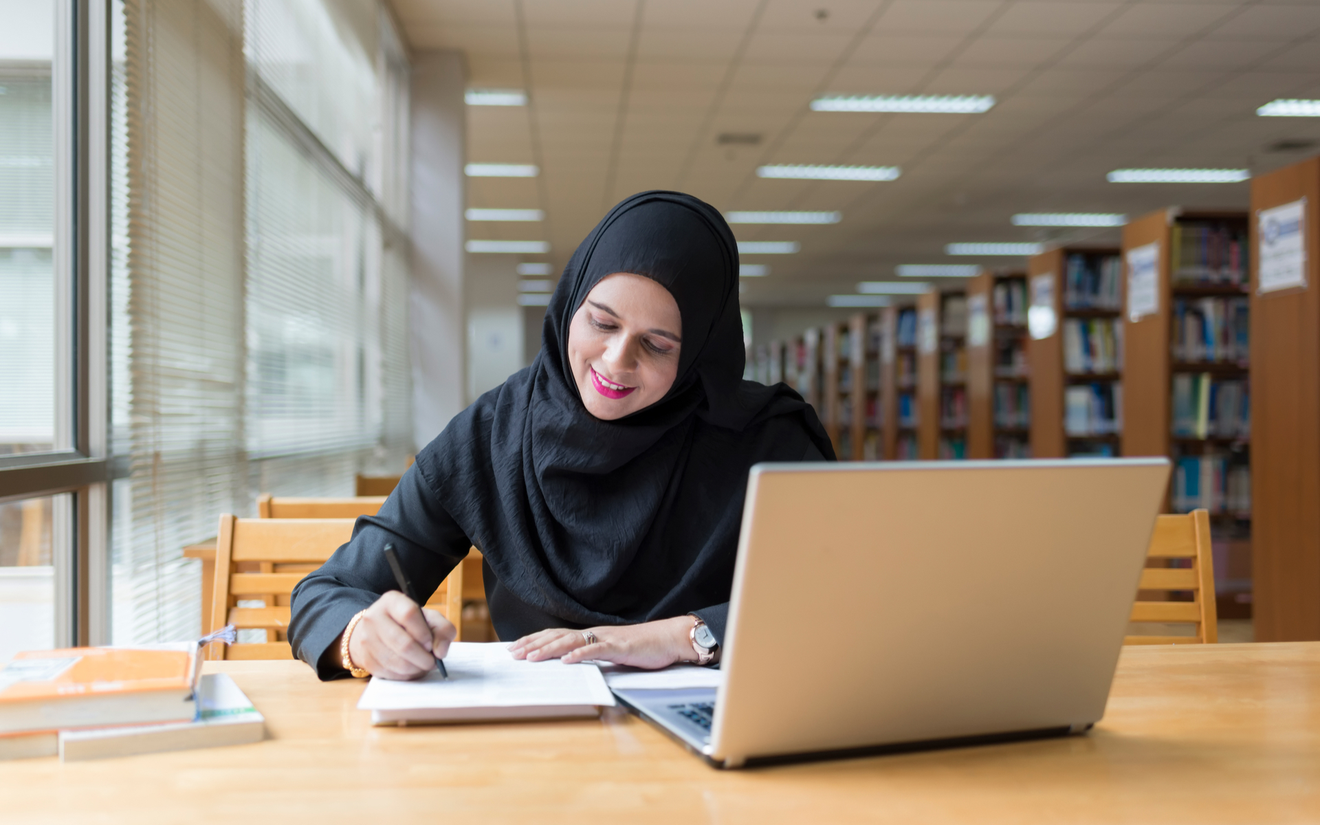 Happy student learning with Easy Taleem's online flexible programs